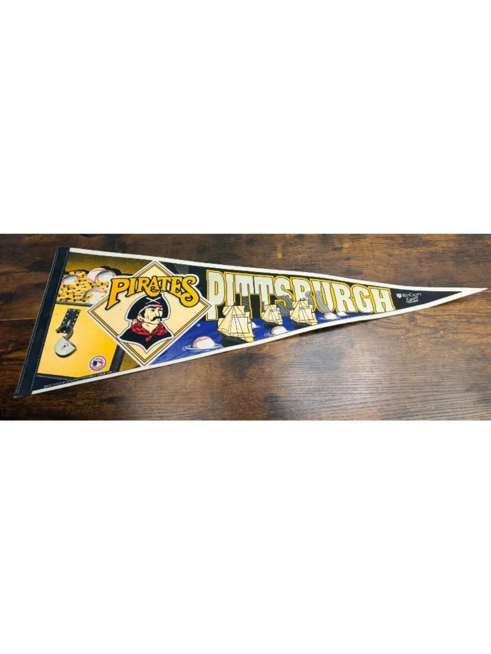 Pittsburgh Pirates MLB 1996 Vintage Felt Pennant By WinCraft Sports 30 inches